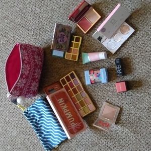 So Glamorous Makeup Bundle! New!